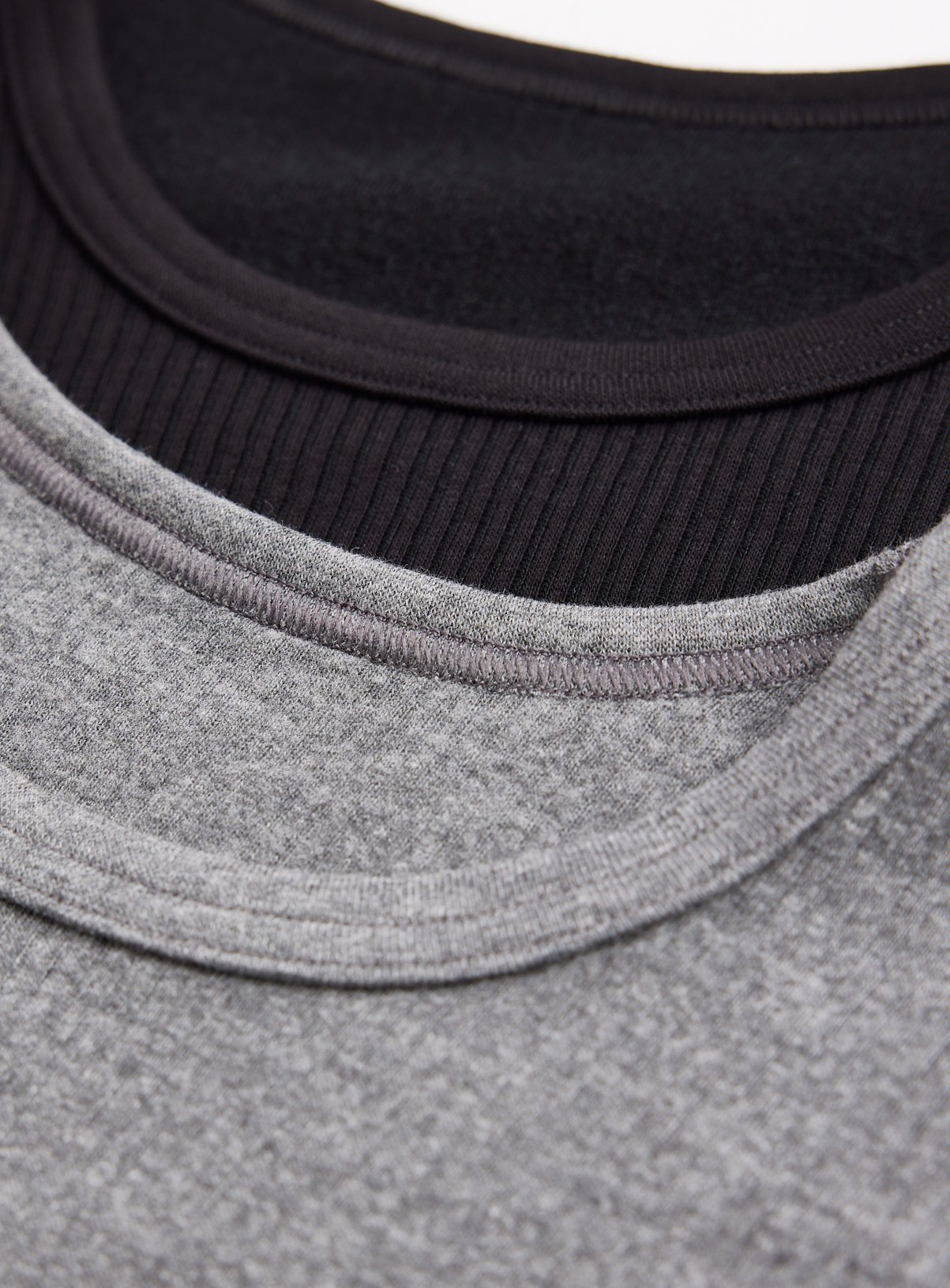 Black & Charcoal Thermal Long Sleeved Tops 2-Pack XL - Image 4 thumbnail